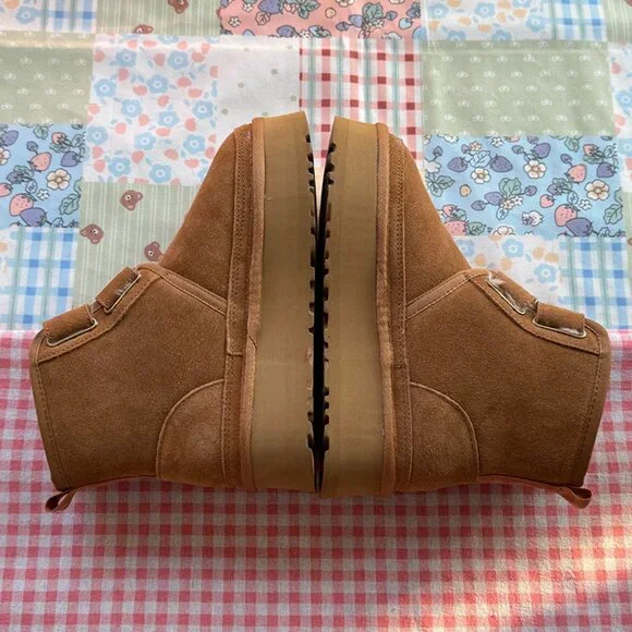 UGG Neumel Platform Chukka Boot In The Chestnut Color - Picture 9 of 9